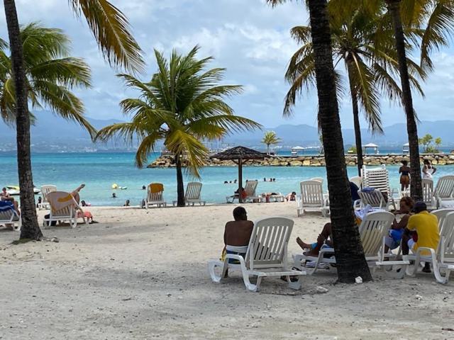 Bonheur A La Residence Savane Le Gosier  Luaran gambar