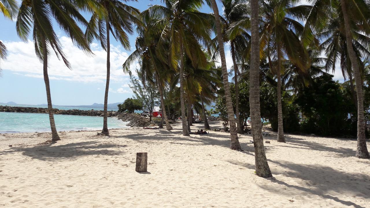 Bonheur A La Residence Savane Le Gosier  Luaran gambar